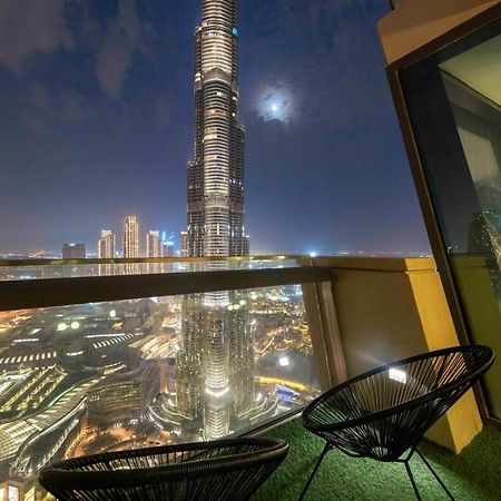 Апартаменти First Class 3Br With Full Burj Khalifa And Fountain View Дубай Екстер'єр фото