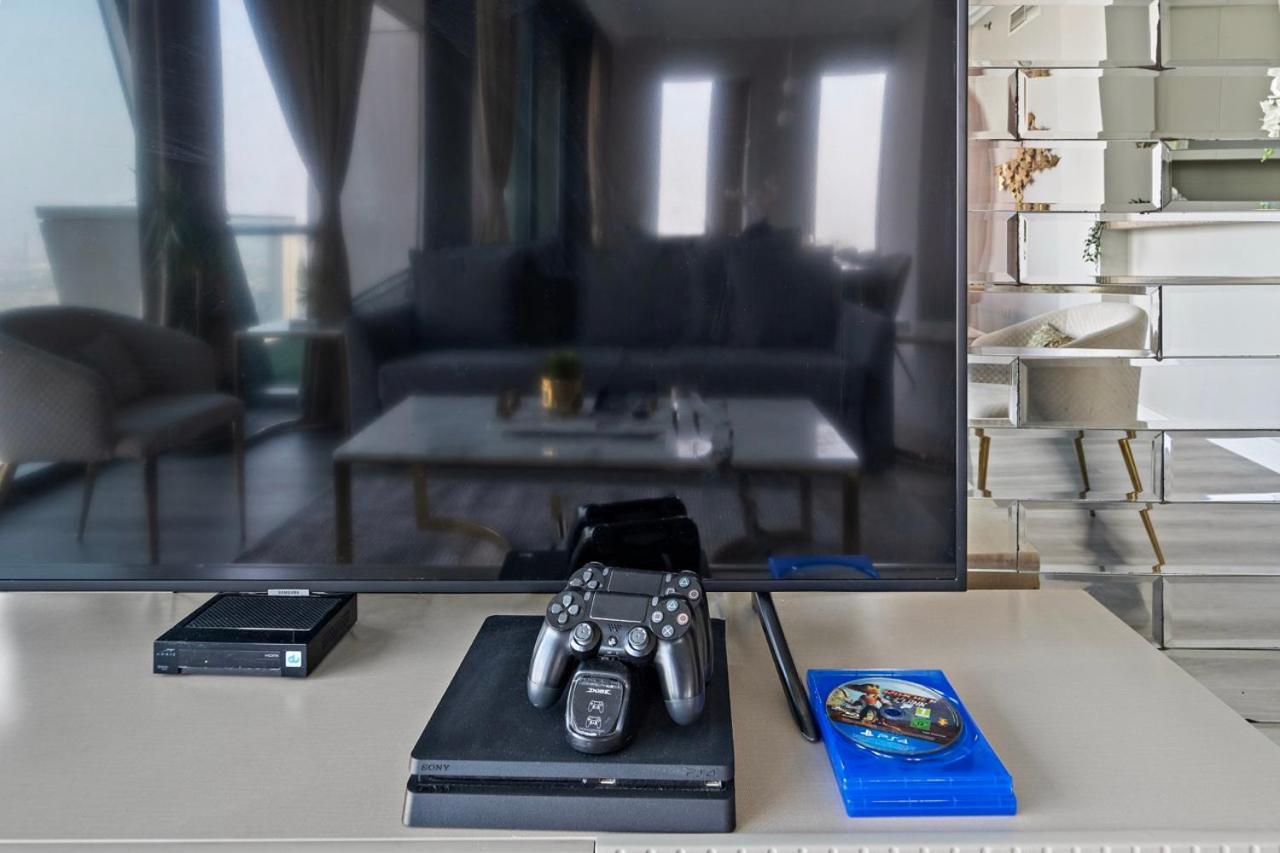 First Class 3Br With Full Burj Khalifa And Fountain View Дубай Екстер'єр фото
