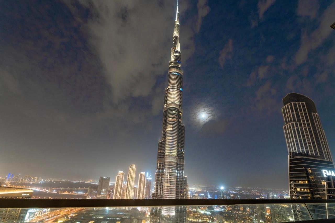 Апартаменти First Class 3Br With Full Burj Khalifa And Fountain View Дубай Екстер'єр фото