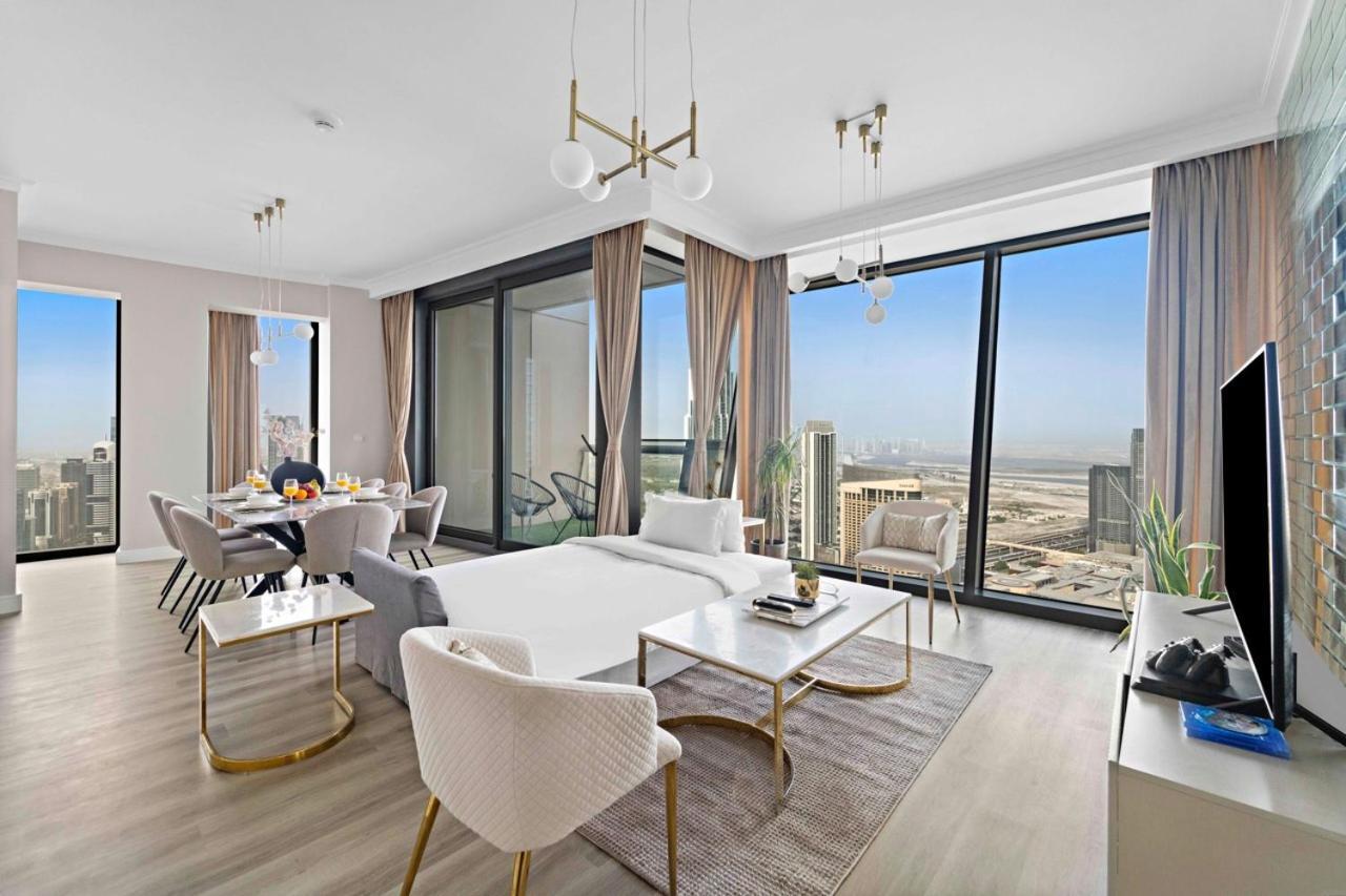 Апартаменти First Class 3Br With Full Burj Khalifa And Fountain View Дубай Екстер'єр фото